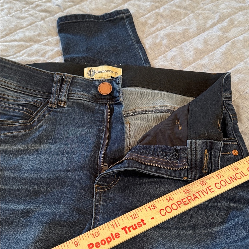 Democracy Ab Technology skinny jeans; women’s size 10 - Picture 3 of 9